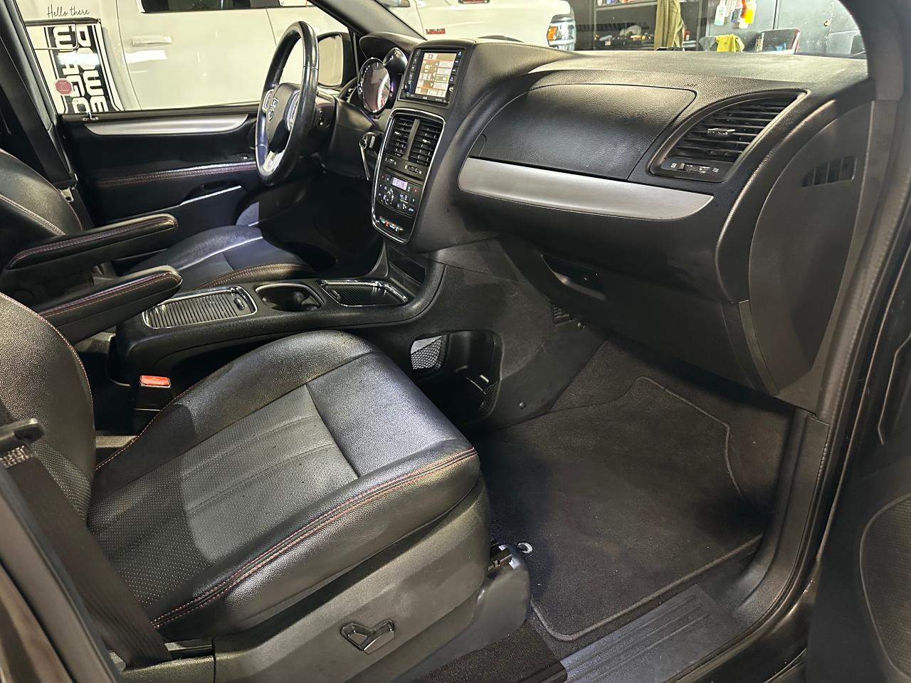 2019 Dodge Grand Caravan GT | LEATHER | HEATED SEATS | GT RIMS - Photo #6