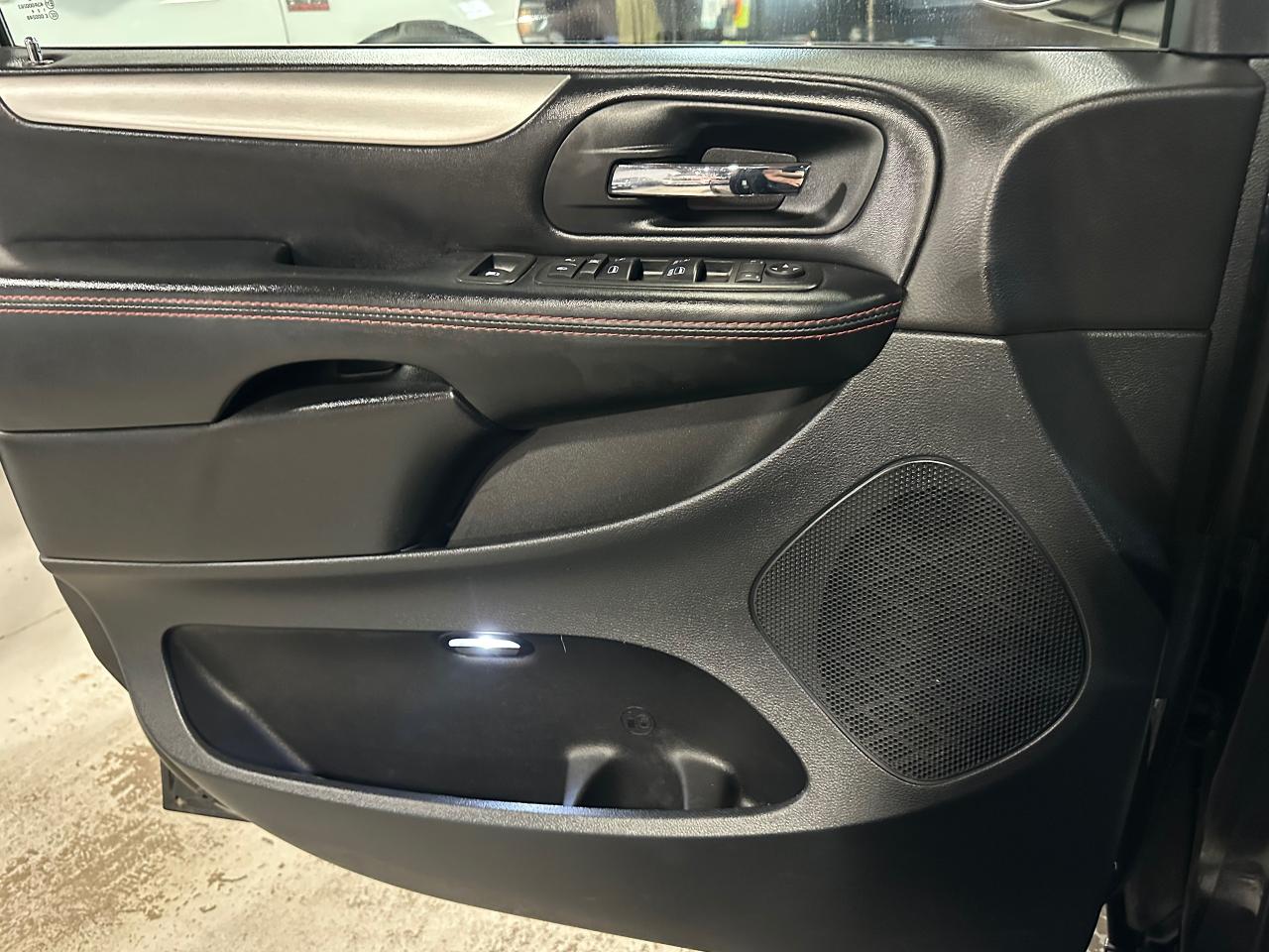 2019 Dodge Grand Caravan GT | LEATHER | HEATED SEATS | GT RIMS - Photo #35