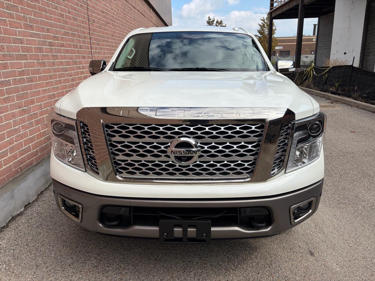 2017 Nissan Titan Platinum Reserve - Photo #2