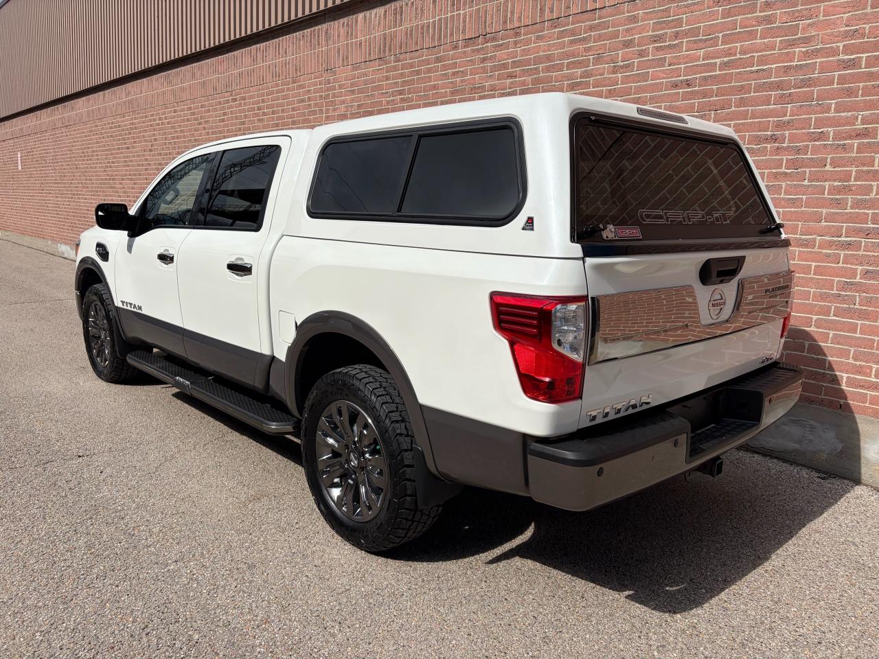 2017 Nissan Titan Platinum Reserve - Photo #6