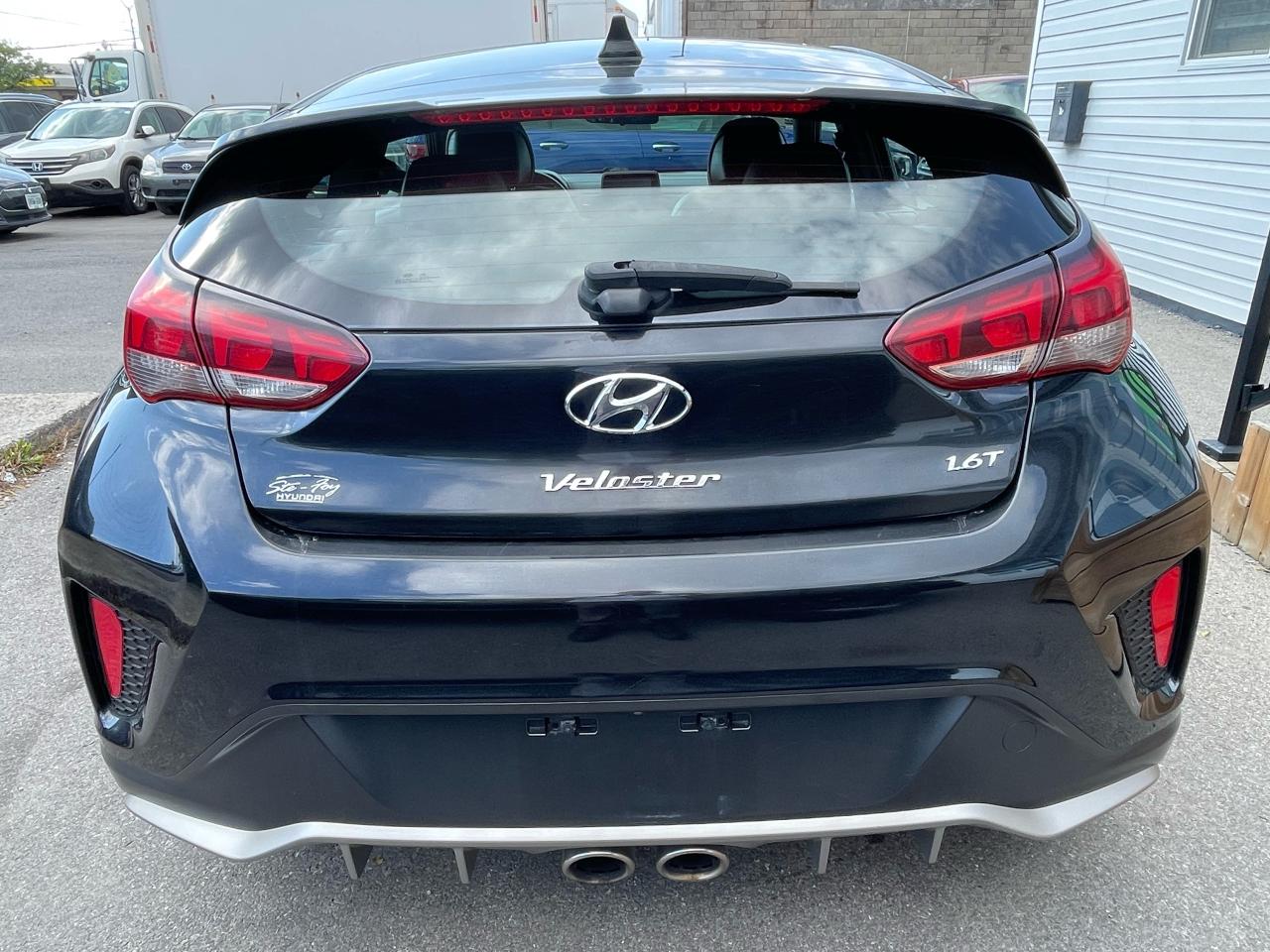2019 Hyundai Veloster Turbo - Photo #5