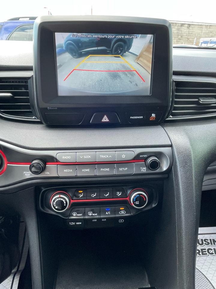 2019 Hyundai Veloster Turbo - Photo #11