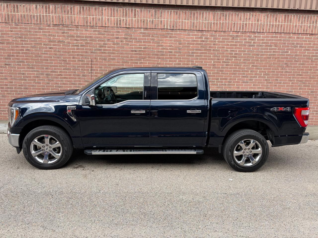 2021 Ford F-150 Lariat Photo2