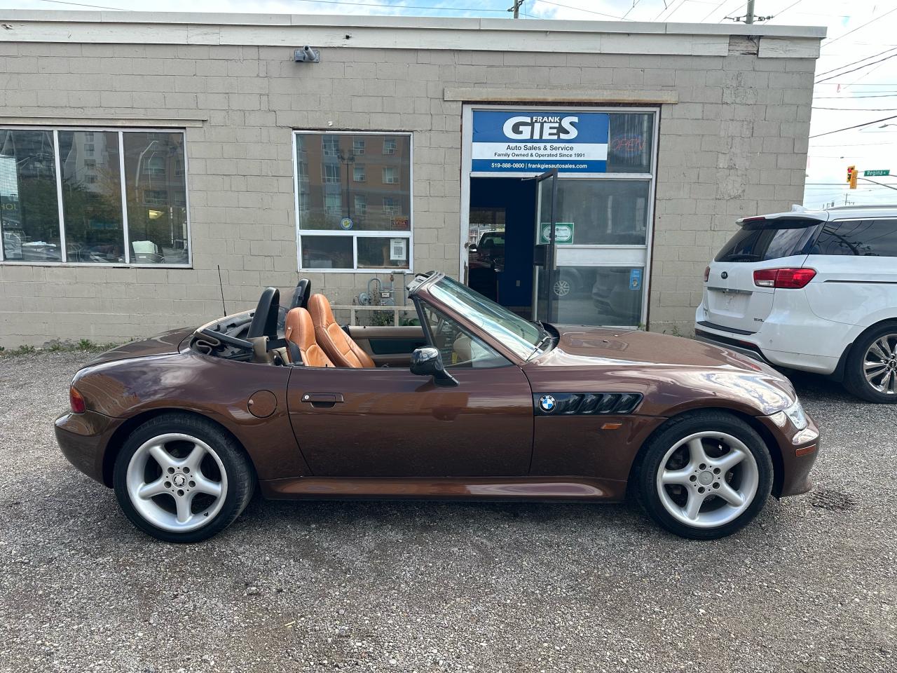 1997 BMW Z3 2.8L - Photo #2