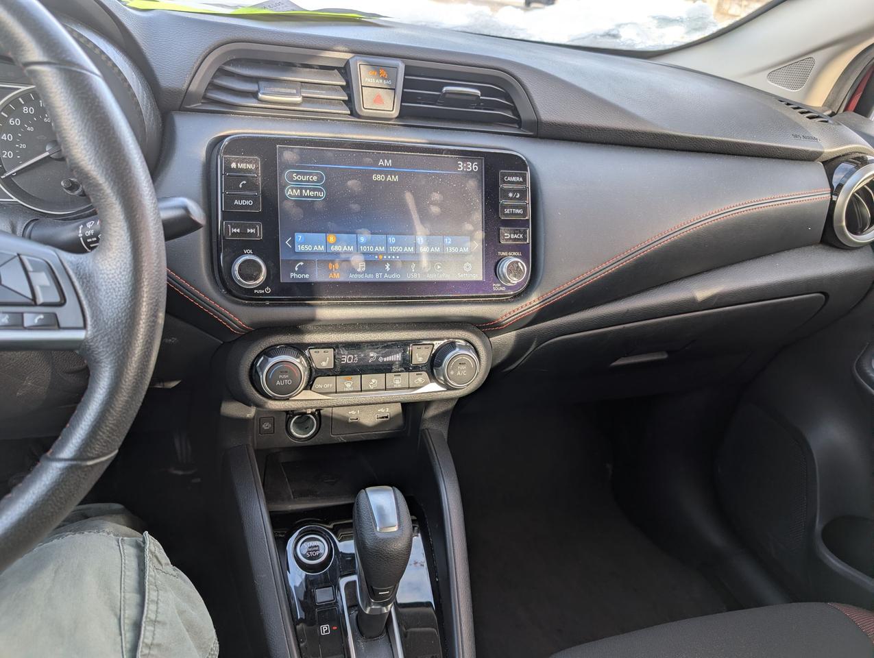 2023 Nissan Versa SR CVT Photo