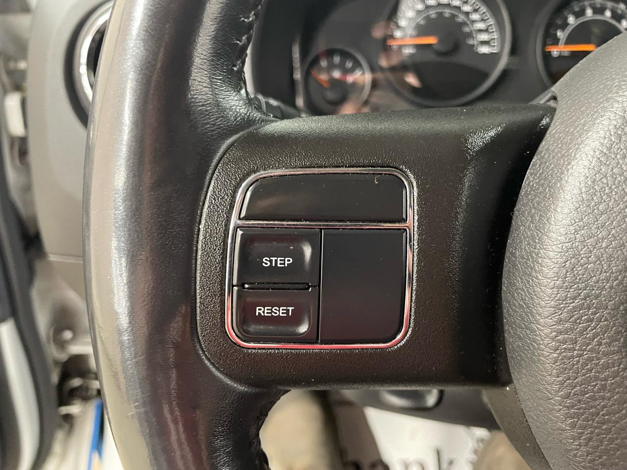 2017 Jeep Patriot 4WD 4DR HIGH ALTITUDE EDITION Photo33