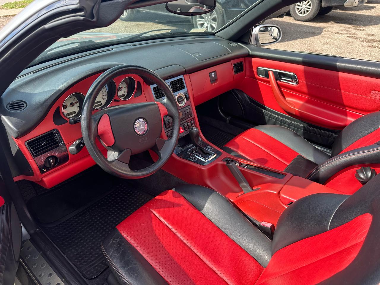 1999 Mercedes-Benz SLK230 2dr Kompressor Roadster 2.3L - Photo #9