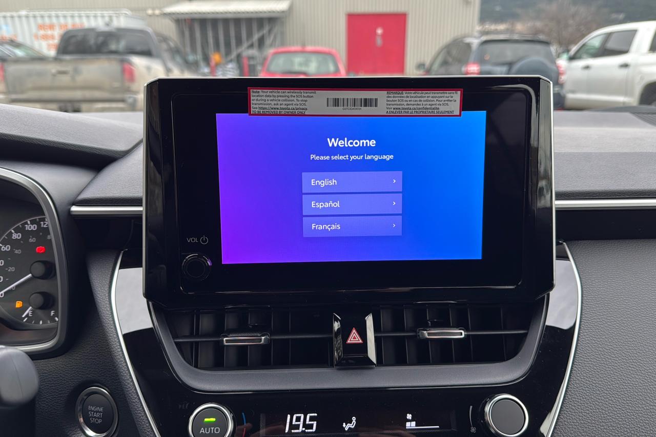 2026 Toyota Corolla Hatchback CVT SE Photo