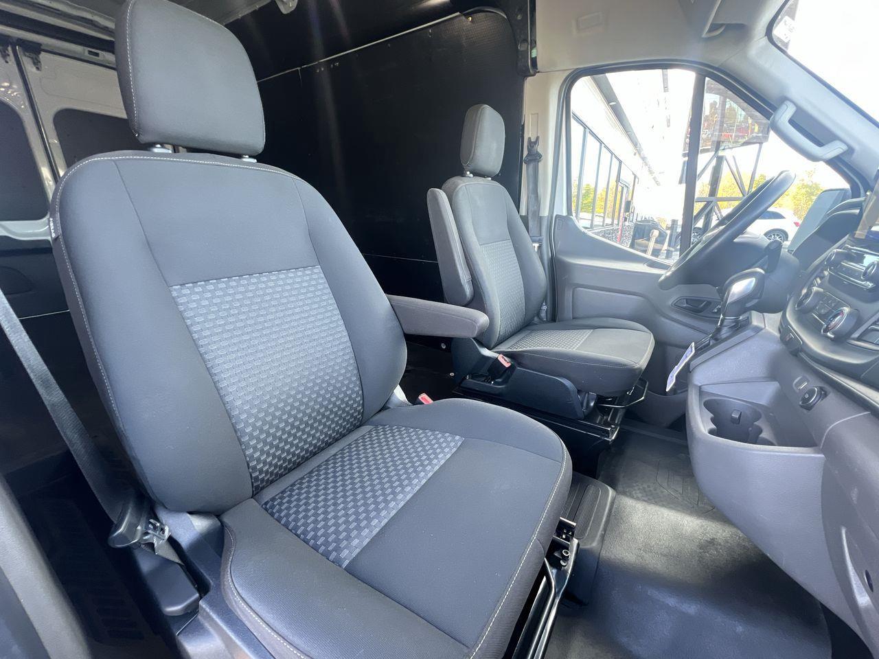 2021 Ford Transit 250 2 PASSENGER, BLUETOOTH, SIRIUS XM, BACK UP CAMERA!! Photo