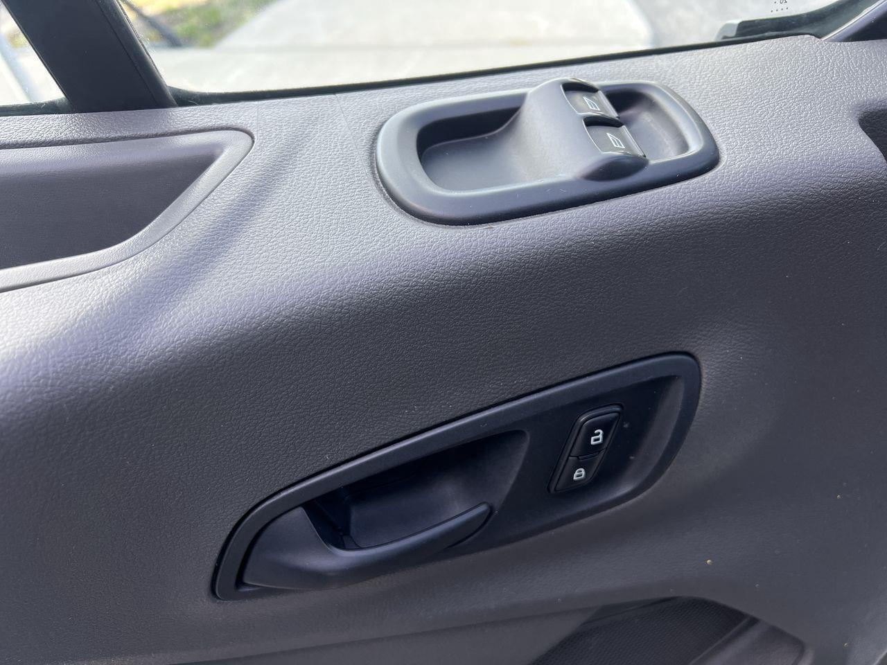 2021 Ford Transit 250 2 PASSENGER, BLUETOOTH, SIRIUS XM, BACK UP CAMERA!! Photo