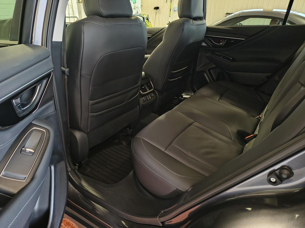 2025 Subaru Outback Limited XT Photo0