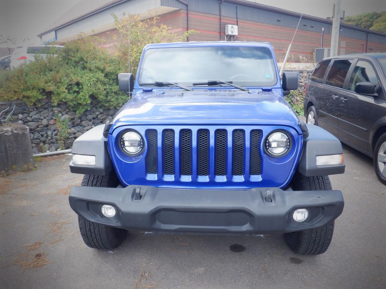 2020 Jeep Wrangler SPORT - Photo #2