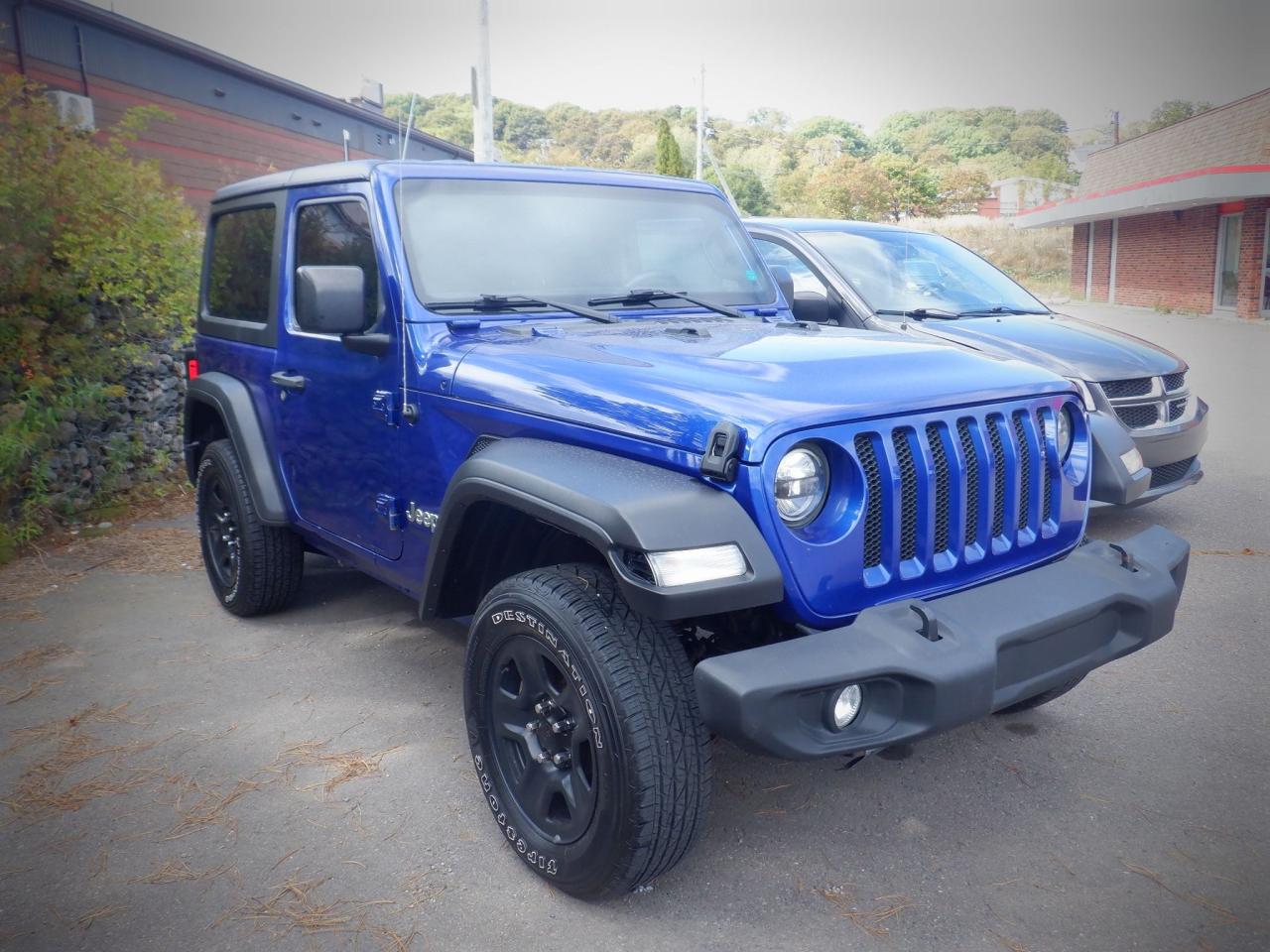 2020 Jeep Wrangler SPORT - Photo #3