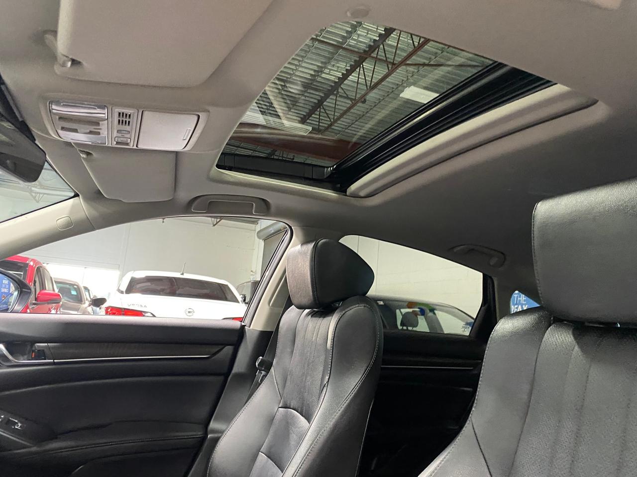 2020 Honda Accord Touring - Photo #16