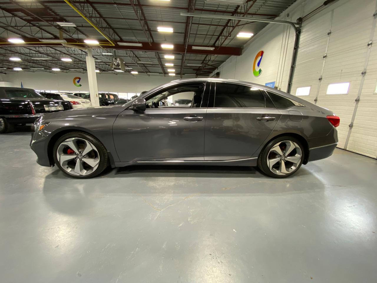 2020 Honda Accord Touring Photo