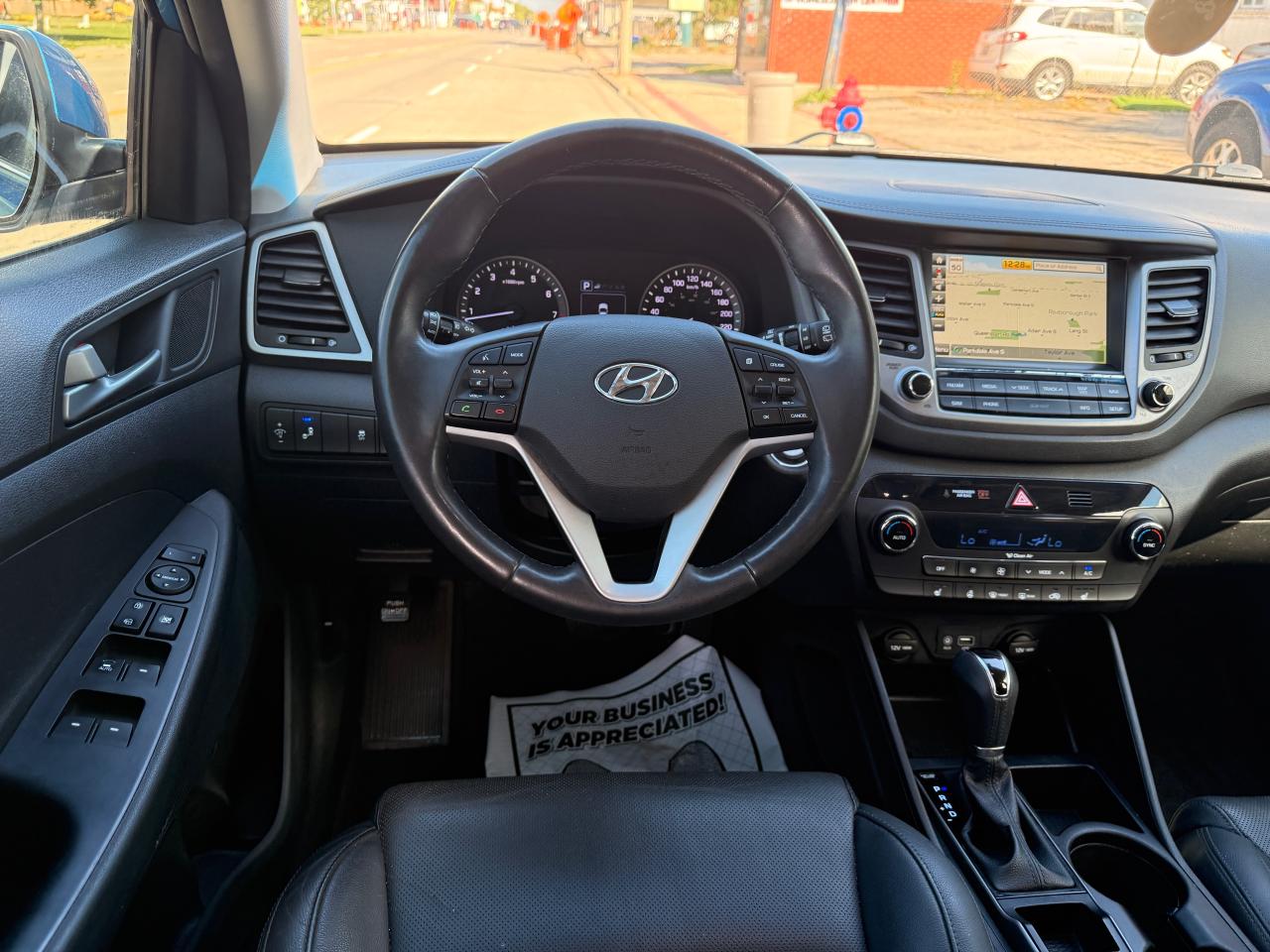 2017 Hyundai Tucson AWD 4DR 2.0L LUXURY - Photo #18