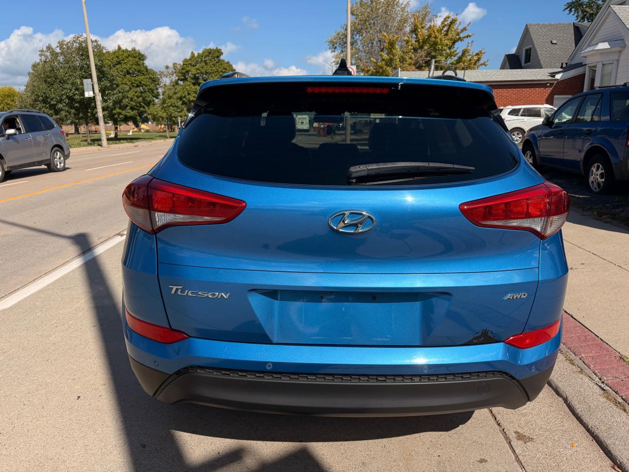 2017 Hyundai Tucson AWD 4DR 2.0L LUXURY - Photo #11