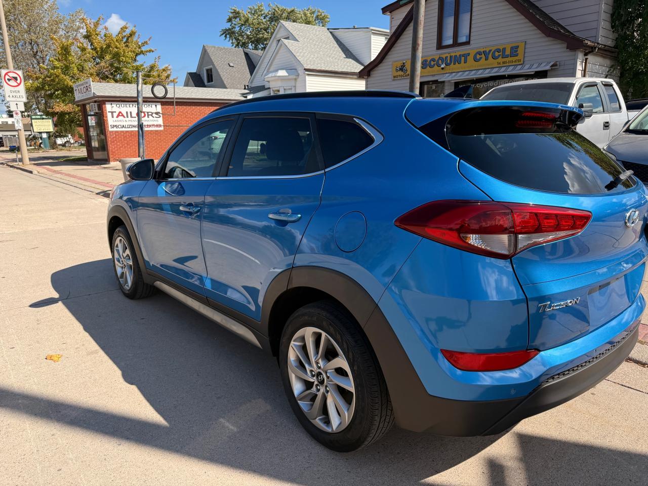 2017 Hyundai Tucson AWD 4DR 2.0L LUXURY - Photo #13