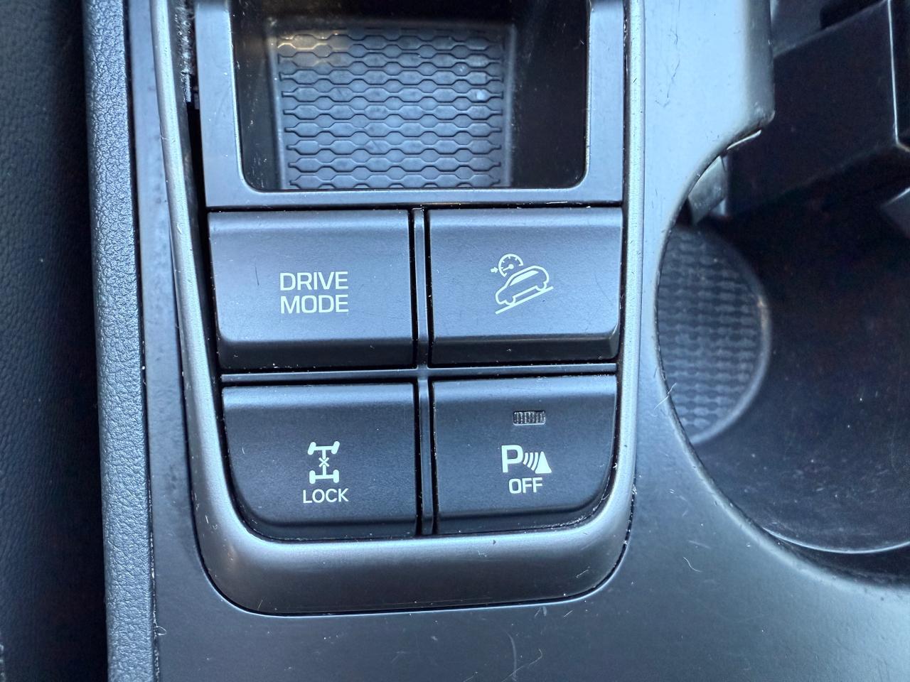 2017 Hyundai Tucson AWD 4DR 2.0L LUXURY - Photo #28