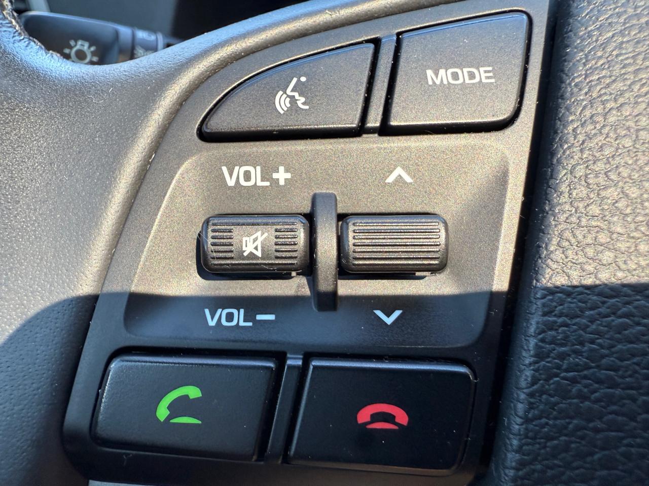 2017 Hyundai Tucson AWD 4DR 2.0L LUXURY - Photo #32