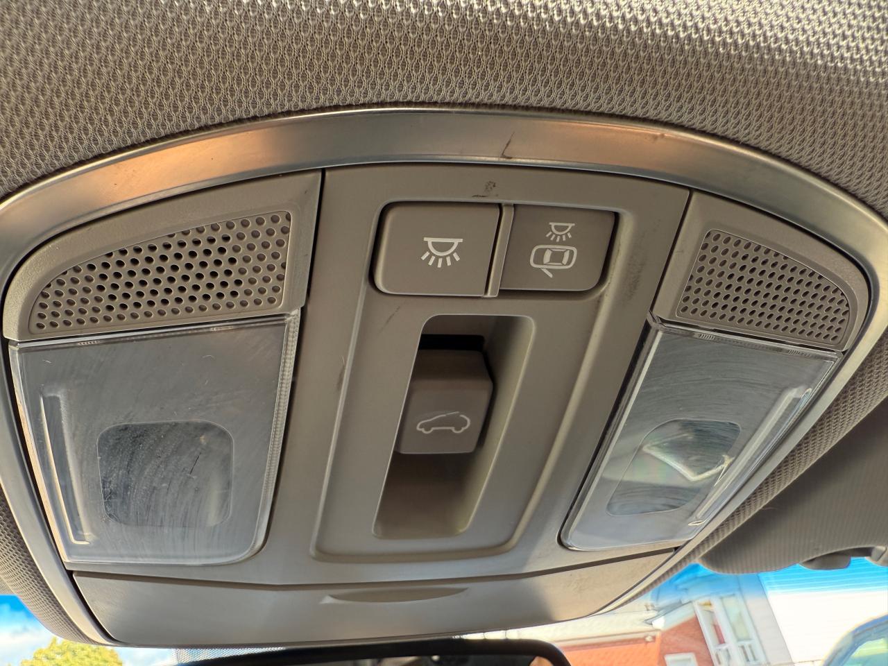 2017 Hyundai Tucson AWD 4DR 2.0L LUXURY - Photo #34