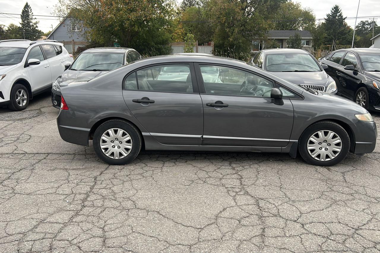2009 Honda Civic DX-A - Photo #4