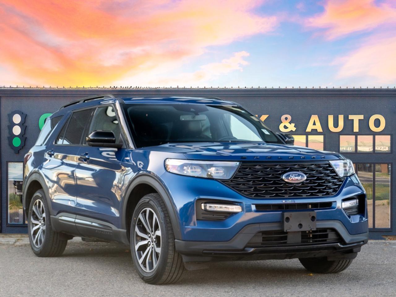 2023 Ford Explorer ST-Line  Spring Special !