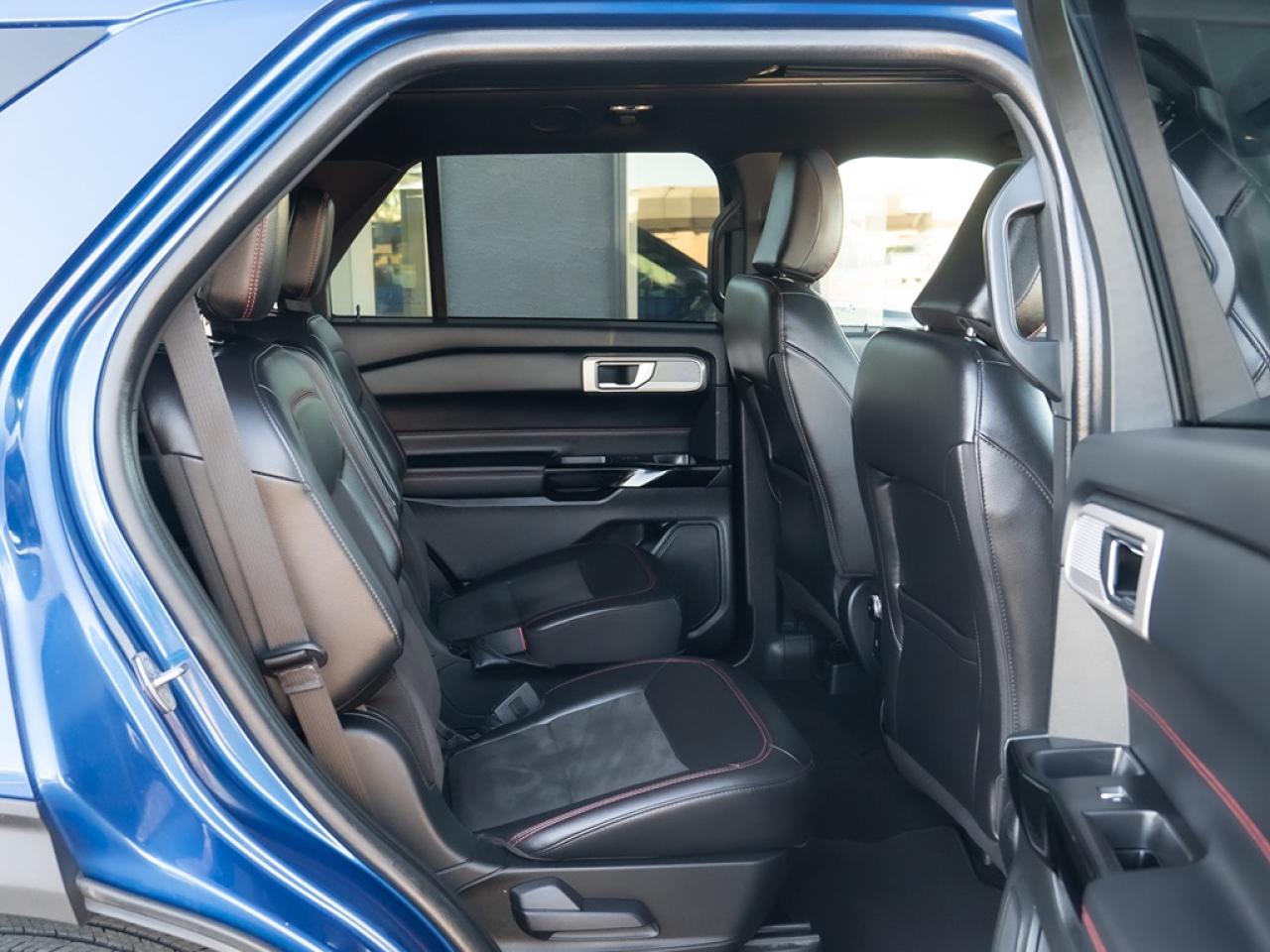 2023 Ford Explorer ST-LINE 4WD Photo41