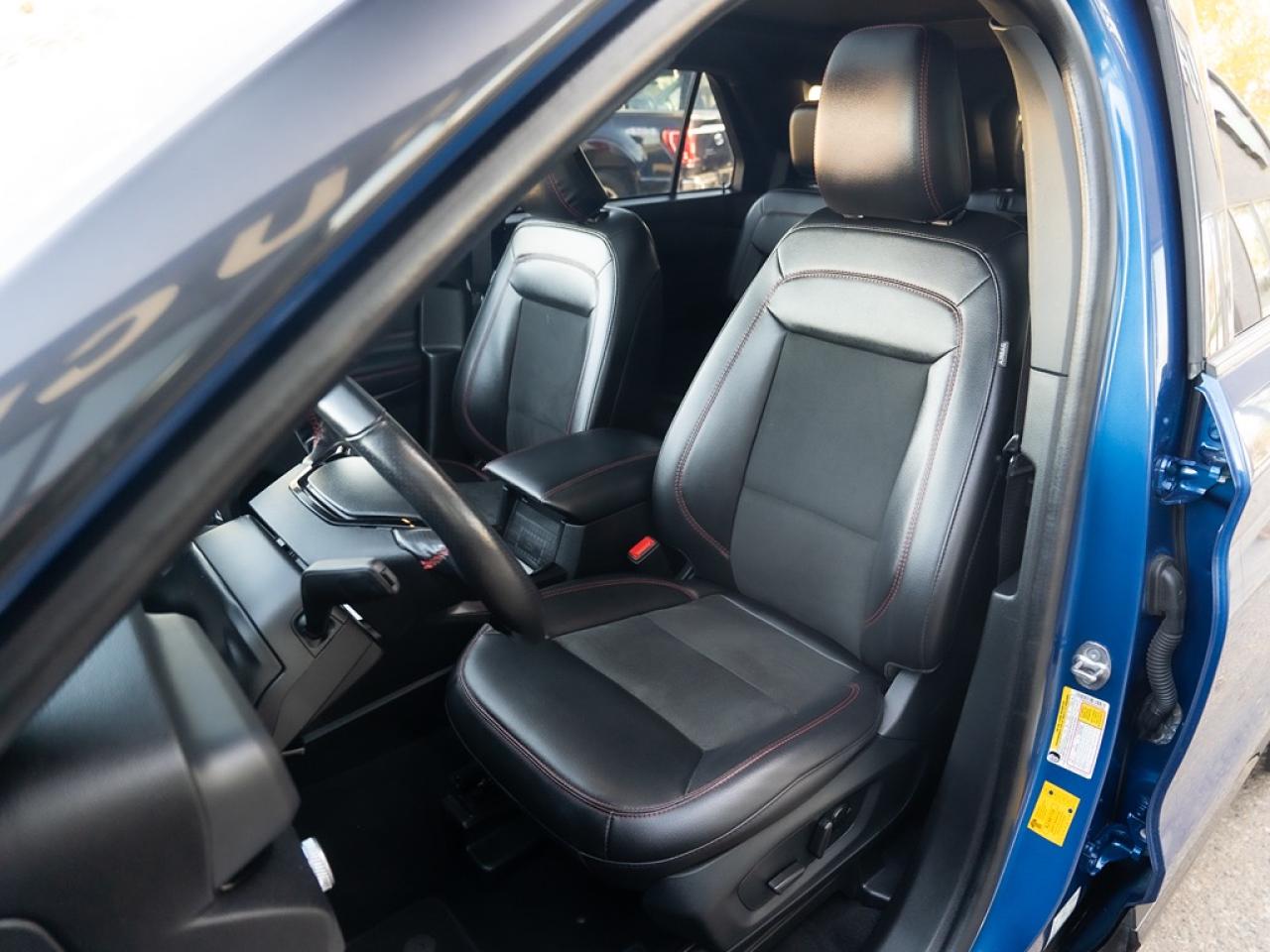 2023 Ford Explorer ST-LINE 4WD Photo17