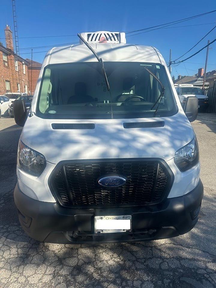 2022 Ford Transit Cargo Van T-250 148" Med Rf 9070 GVWR RWD Photo