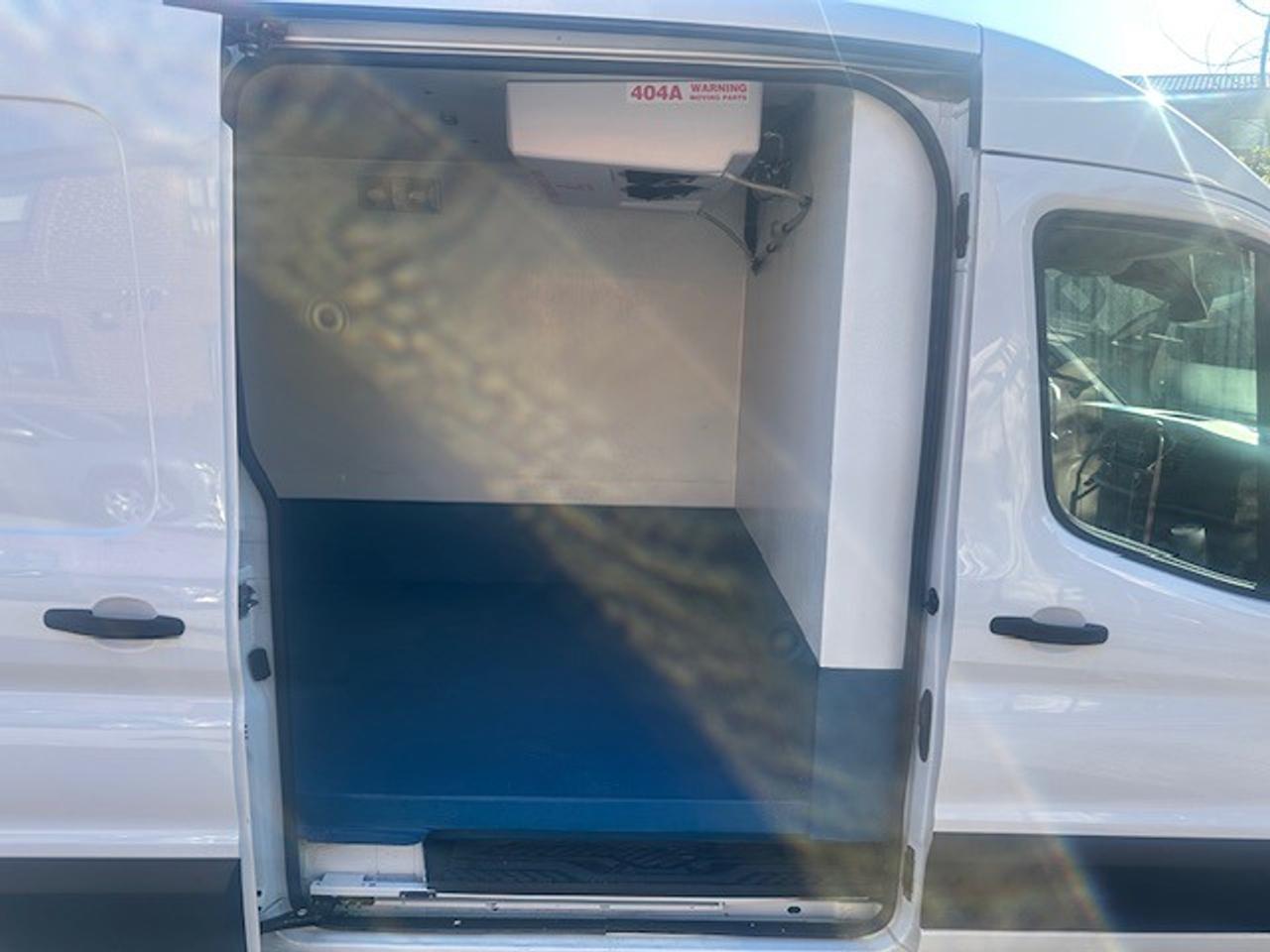 2022 Ford Transit Cargo Van T-250 148" Med Rf 9070 GVWR RWD Photo