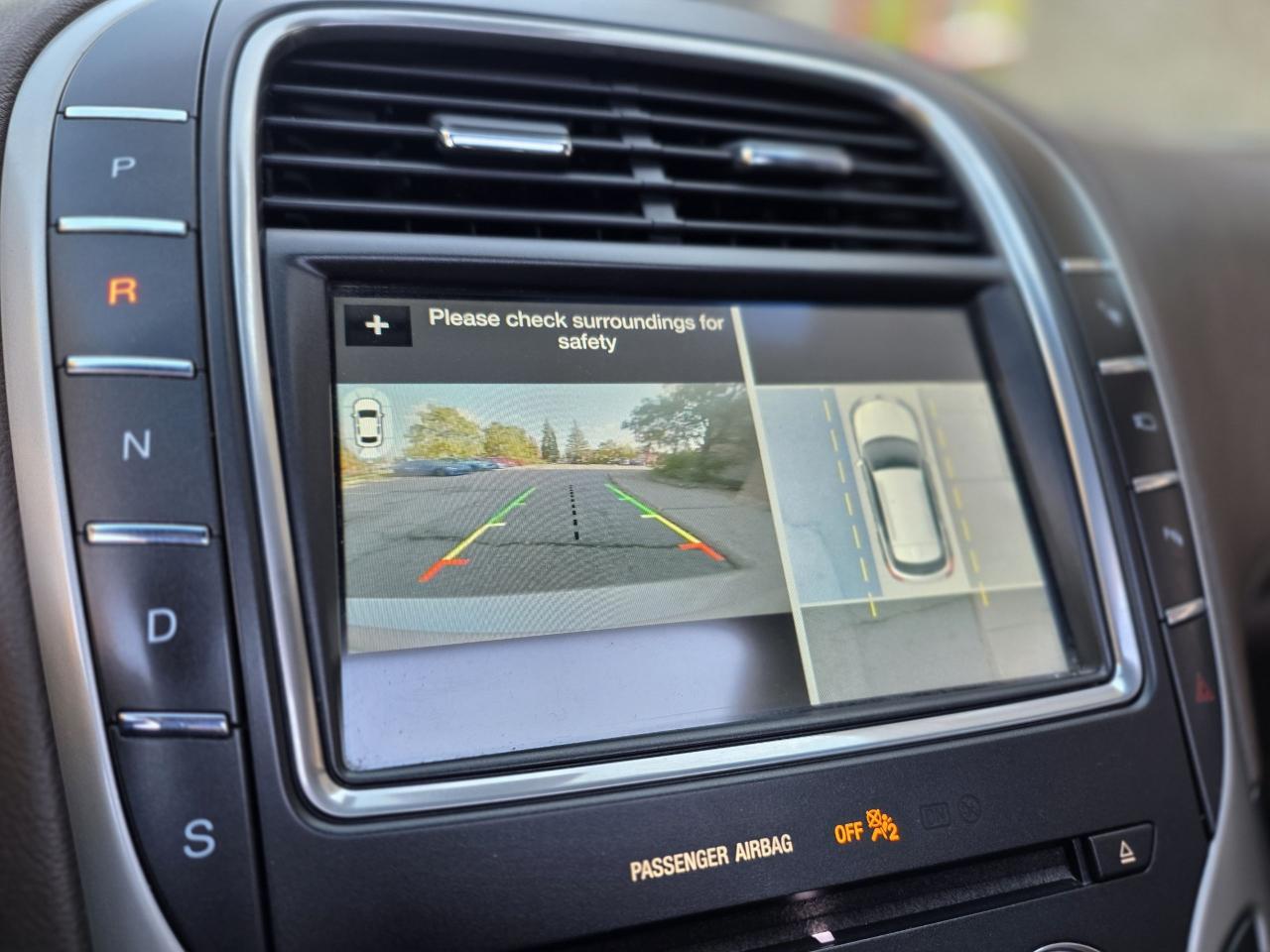 2017 Lincoln MKX  - Photo #14