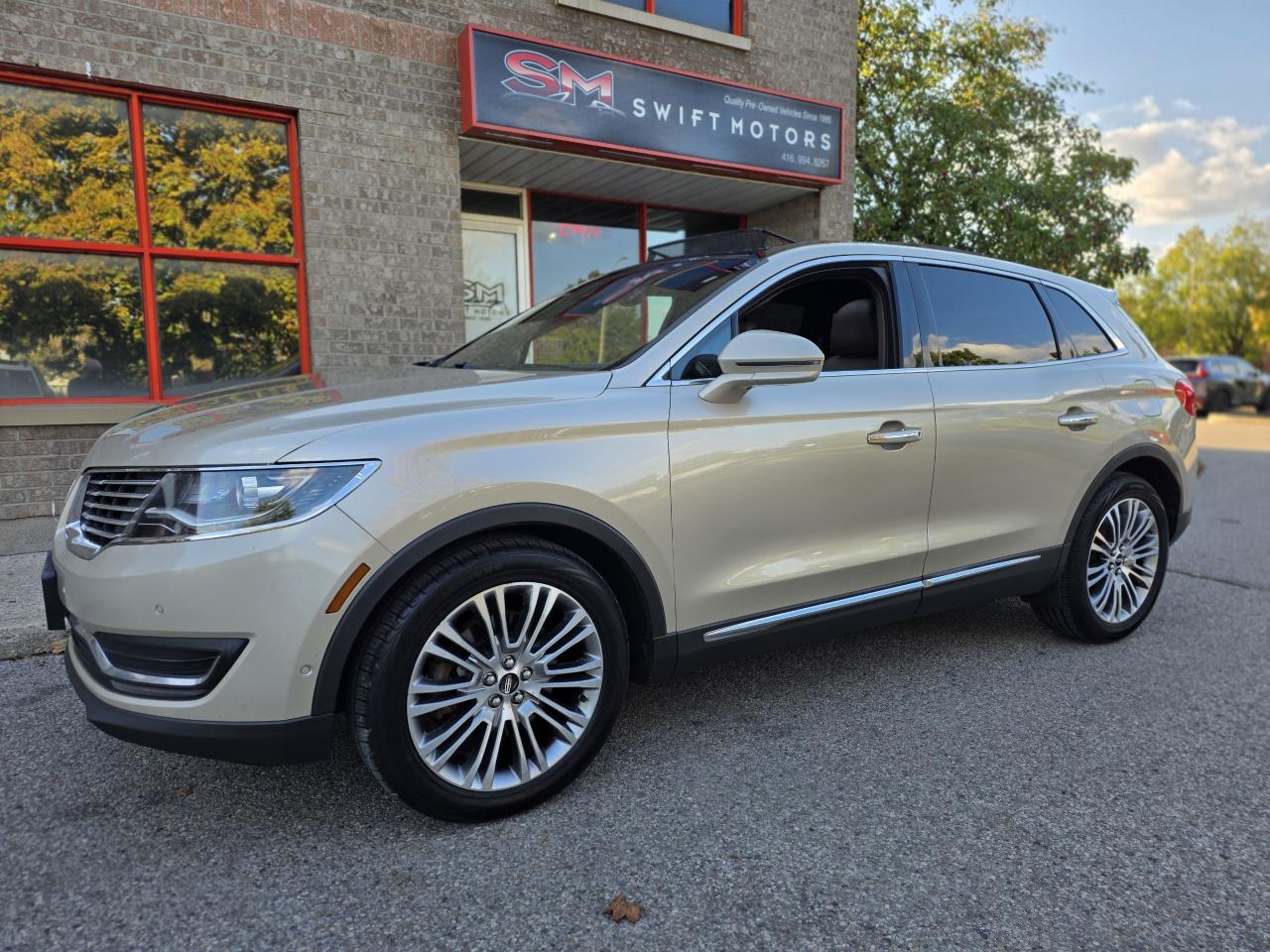 2017 Lincoln MKX  - Photo #2