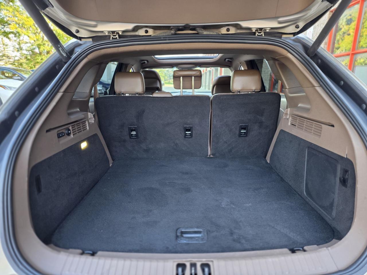 2017 Lincoln MKX  - Photo #9