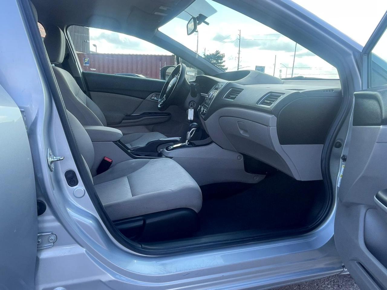 2015 Honda Civic AUTO BLUETOOTH CAMERA 4 NEW TIRES SAFETY INCLUDED - Photo #18
