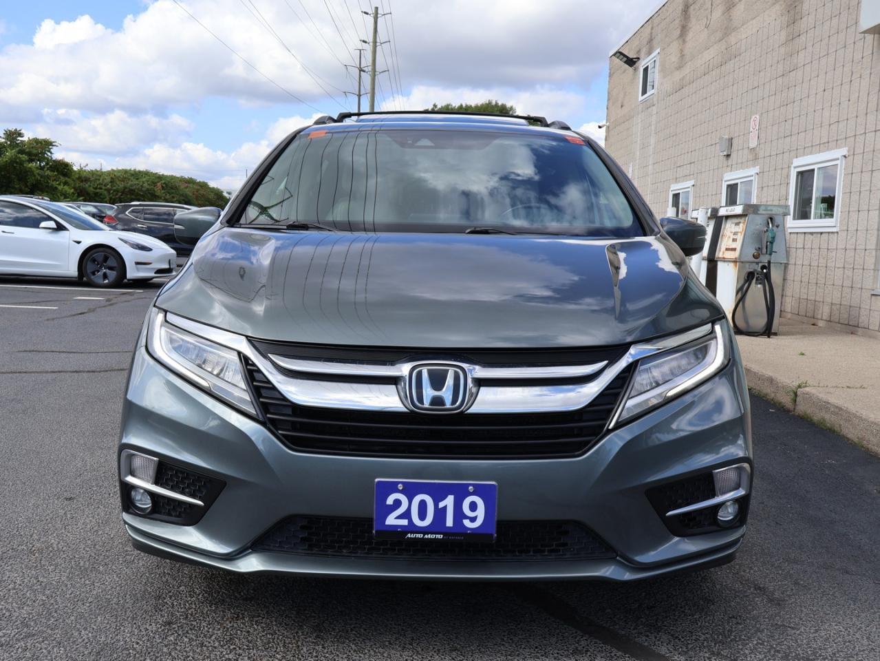2019 Honda Odyssey TOURING CERTIFIED *ACCIDENT FREE*HONDA MAINTAIN* CAMERA DVD NAV BLUETOOTH LEATHER HEATED SEATS SUNROOF CRUISE ALLOYS - Photo #2