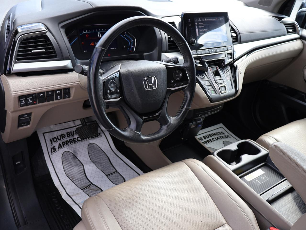 2019 Honda Odyssey TOURING CERTIFIED *ACCIDENT FREE*HONDA MAINTAIN* CAMERA DVD NAV BLUETOOTH LEATHER HEATED SEATS SUNROOF CRUISE ALLOYS - Photo #9