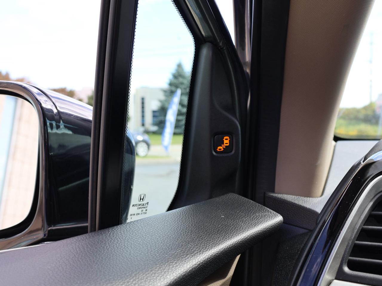 2019 Honda Odyssey TOURING CERTIFIED *ACCIDENT FREE*HONDA MAINTAIN* CAMERA DVD NAV BLUETOOTH LEATHER HEATED SEATS SUNROOF CRUISE ALLOYS - Photo #36