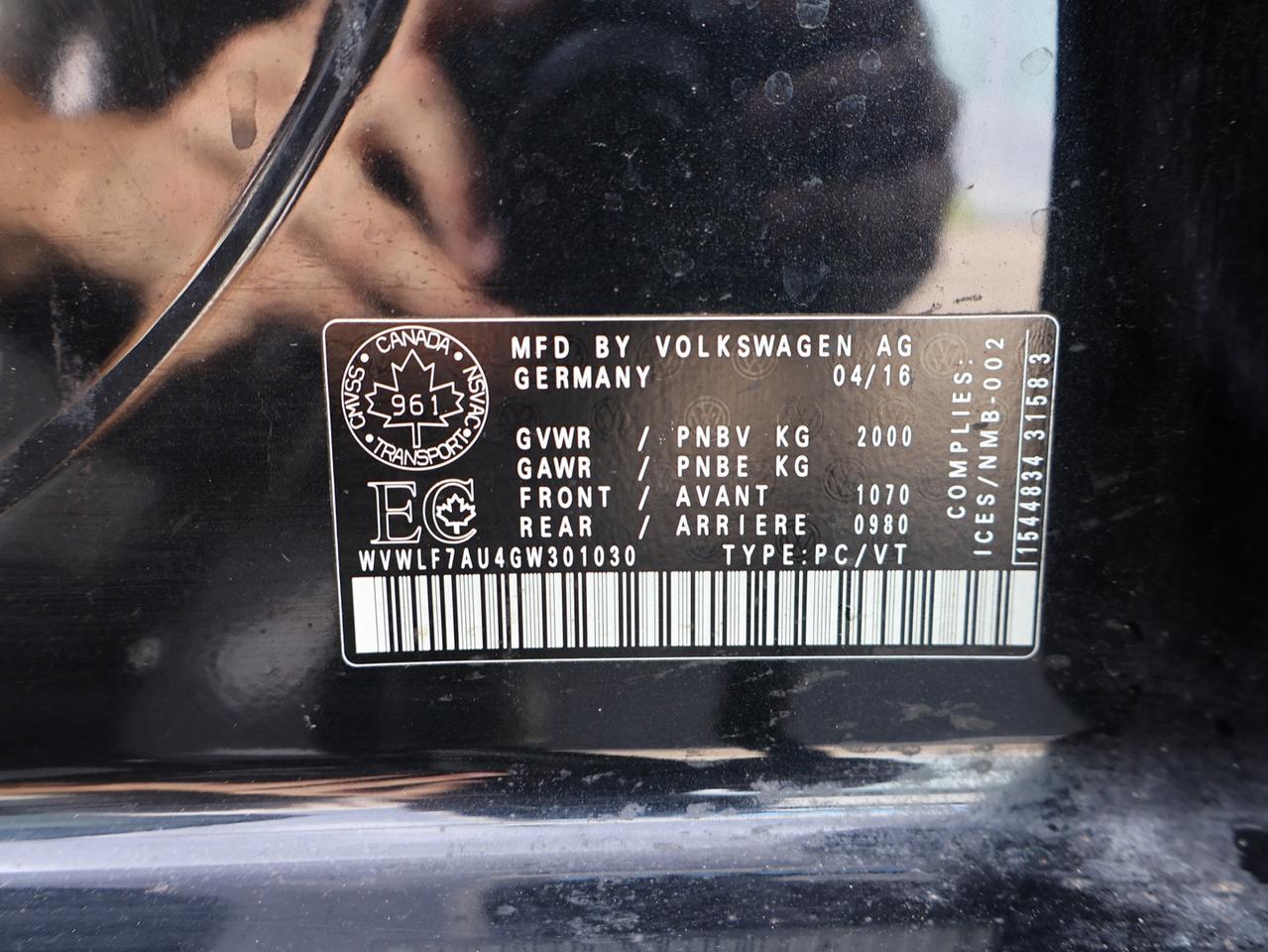 2016 Volkswagen Golf R PREMIUM CERTIFIED CAMERA BLUETOOTH LEATHER HEATED SEATS CRUISE ALLOYS Photo