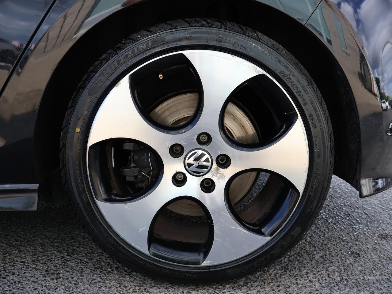 2016 Volkswagen Golf R PREMIUM CERTIFIED CAMERA BLUETOOTH LEATHER HEATED SEATS CRUISE ALLOYS Photo