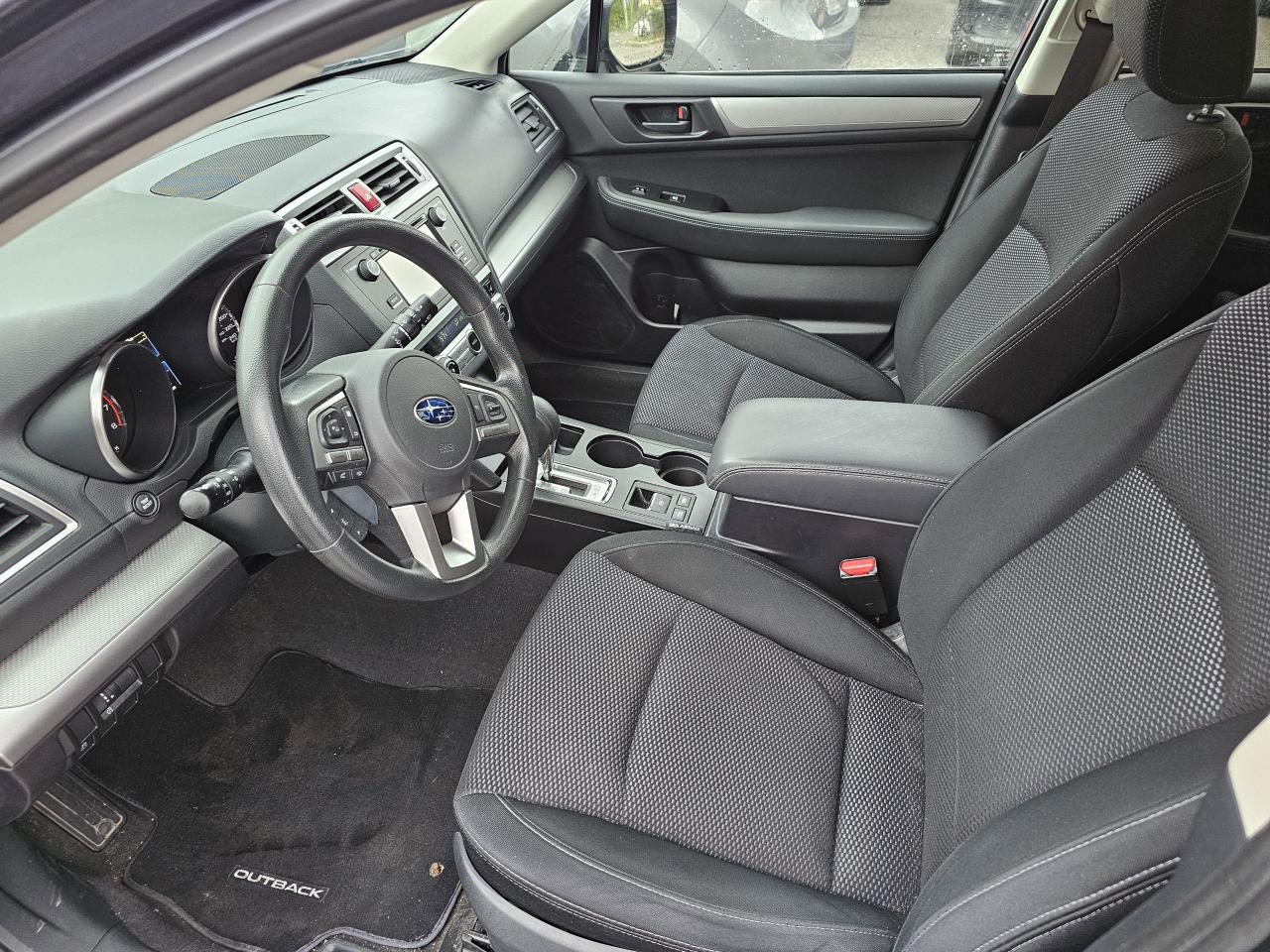 2016 Subaru Outback 5dr Wgn CVT 2.5i, AWD, BLUETOOTH, CAMERA, ONLY 77K - Photo #11