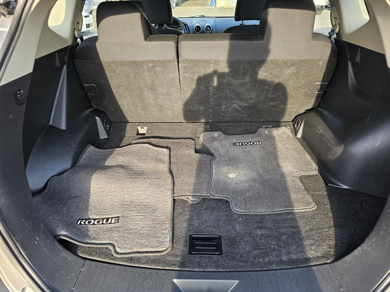 2011 Nissan Rogue AWD 4dr S, AUTO, A/C, POWER GROUP, 151 KM Photo