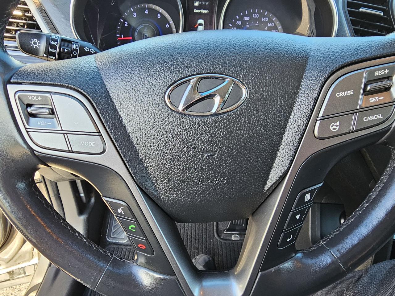2015 Hyundai Santa Fe Sport AWD 4dr 2.0T SE - Photo #12