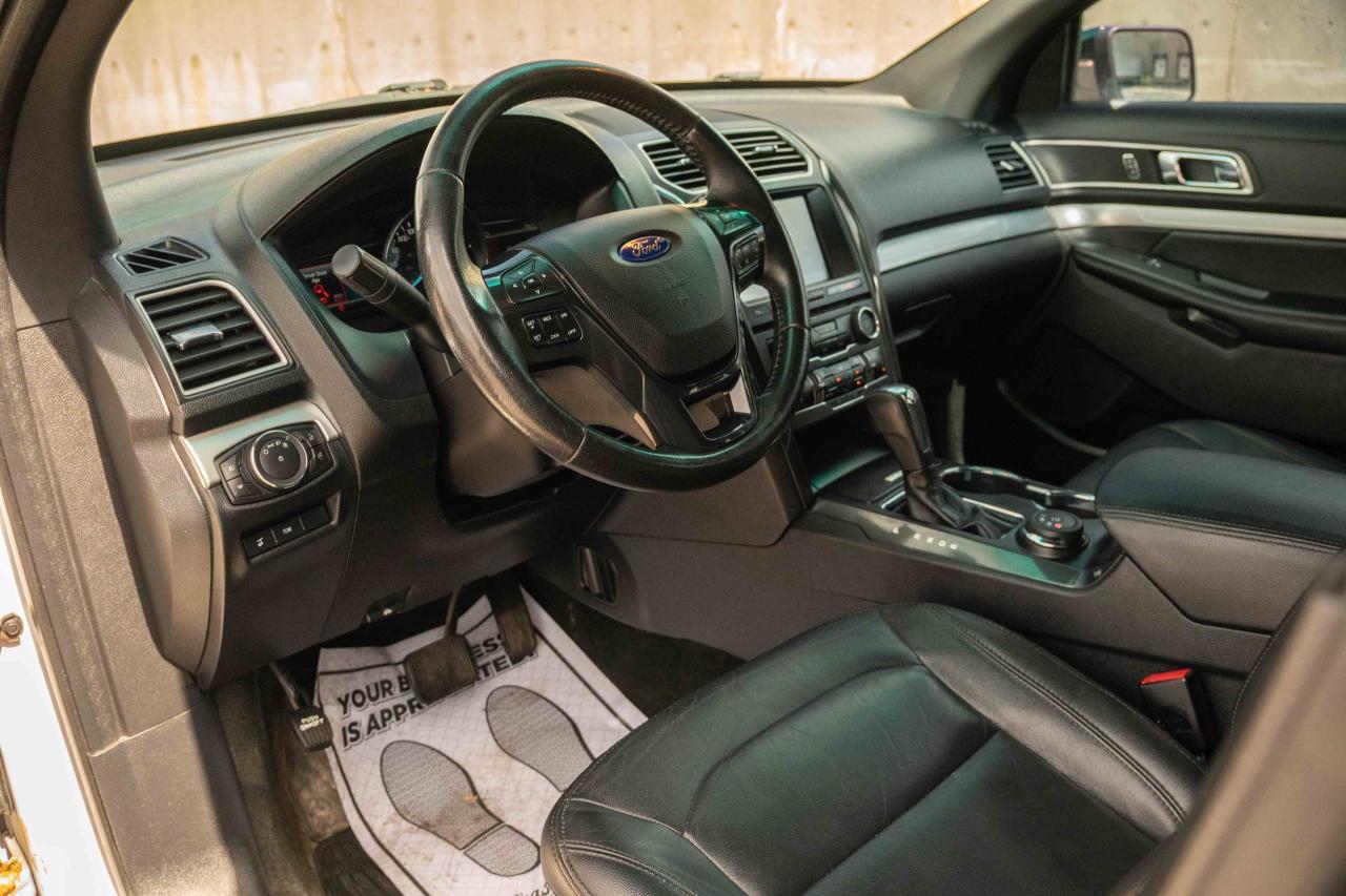 2016 Ford Explorer XLT - Photo #24