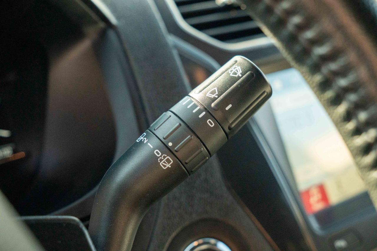 2018 Ford Explorer XLT - Photo #32