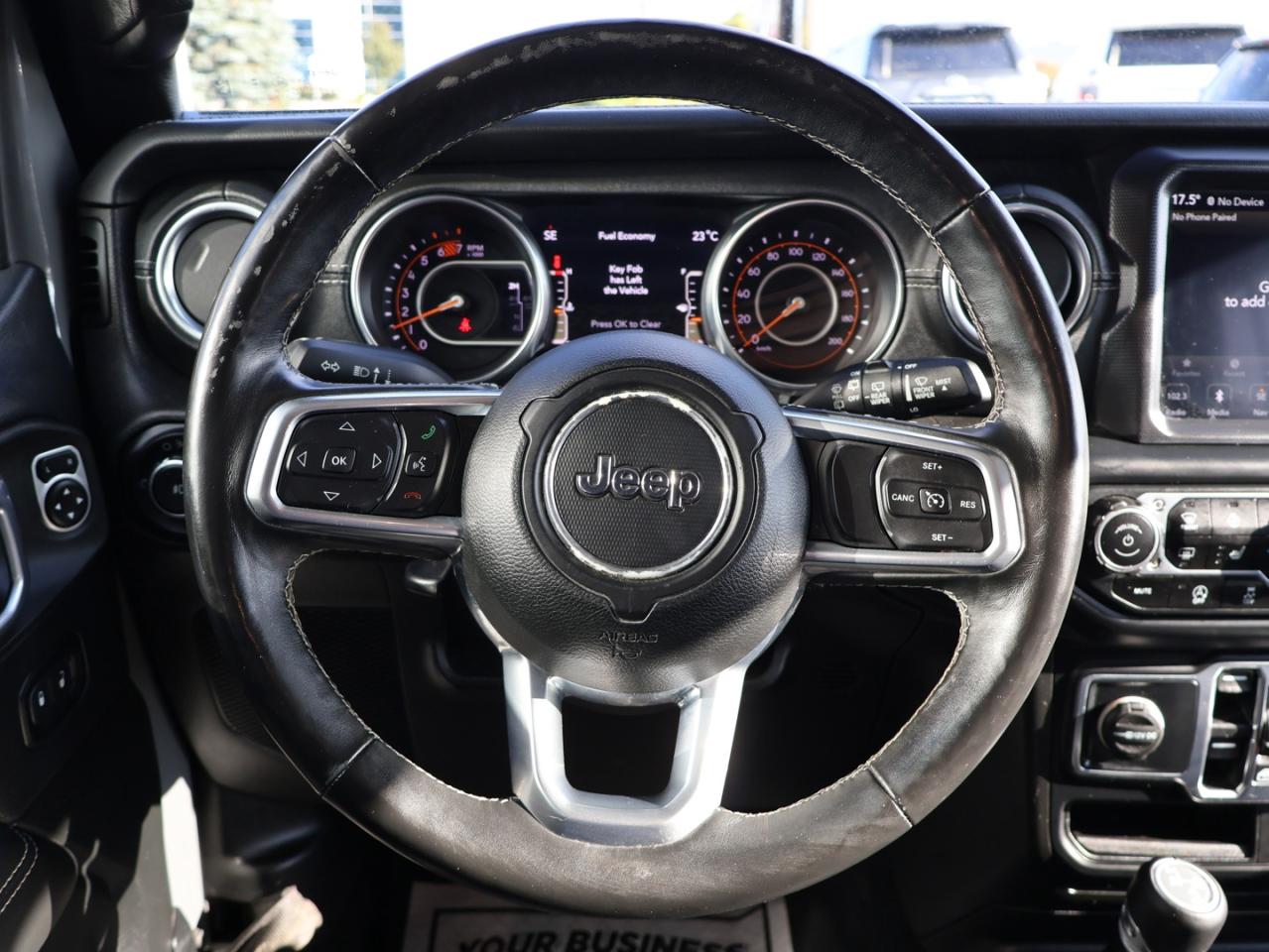 2019 Jeep Wrangler UNLIMITED SAHARA 4WD CERTIFIED *ACCIDENT FREE*JEEP MAINTAIN* CAMERA NAV BLUETOOTH LEATHER HEATED SEATS CRUISE ALLOYS - Photo #10