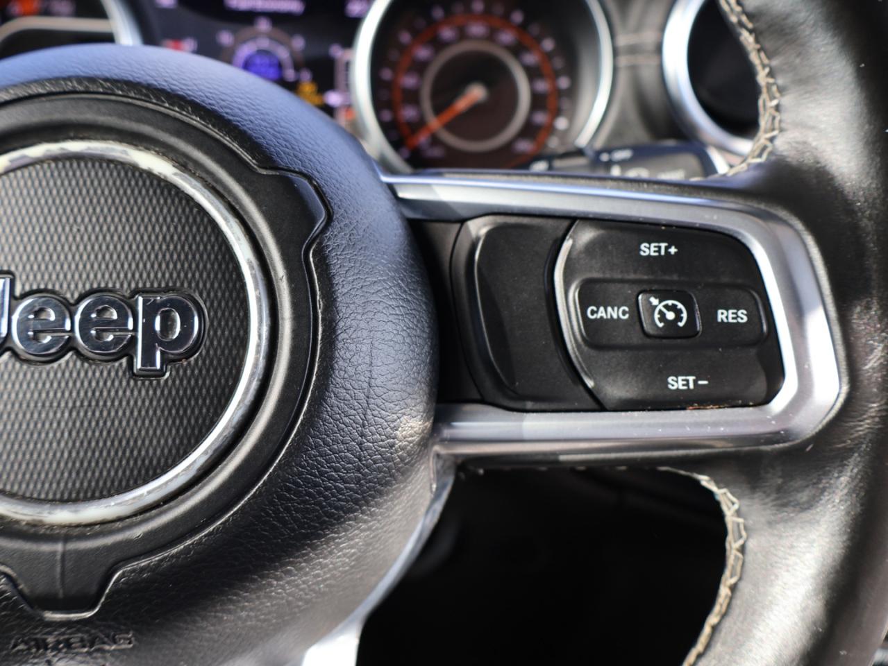 2019 Jeep Wrangler UNLIMITED SAHARA 4WD CERTIFIED *ACCIDENT FREE*JEEP MAINTAIN* CAMERA NAV BLUETOOTH LEATHER HEATED SEATS CRUISE ALLOYS - Photo #29