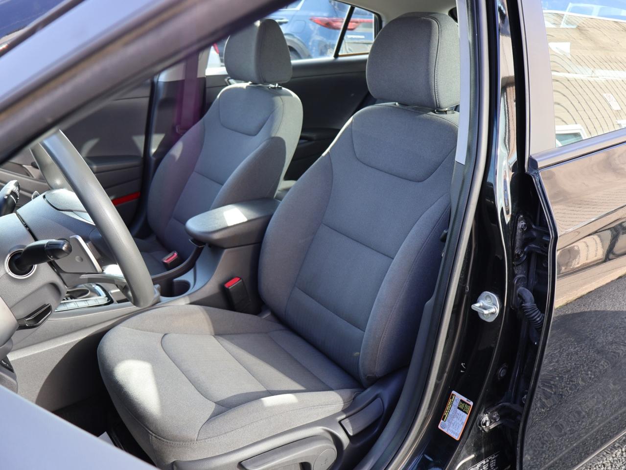 2020 Hyundai Ioniq Hybrid ESSENTIAL CERTIFIED CAMERA BLUETOOTH HEATED SEATS CRUISE ALLOYS - Photo #14
