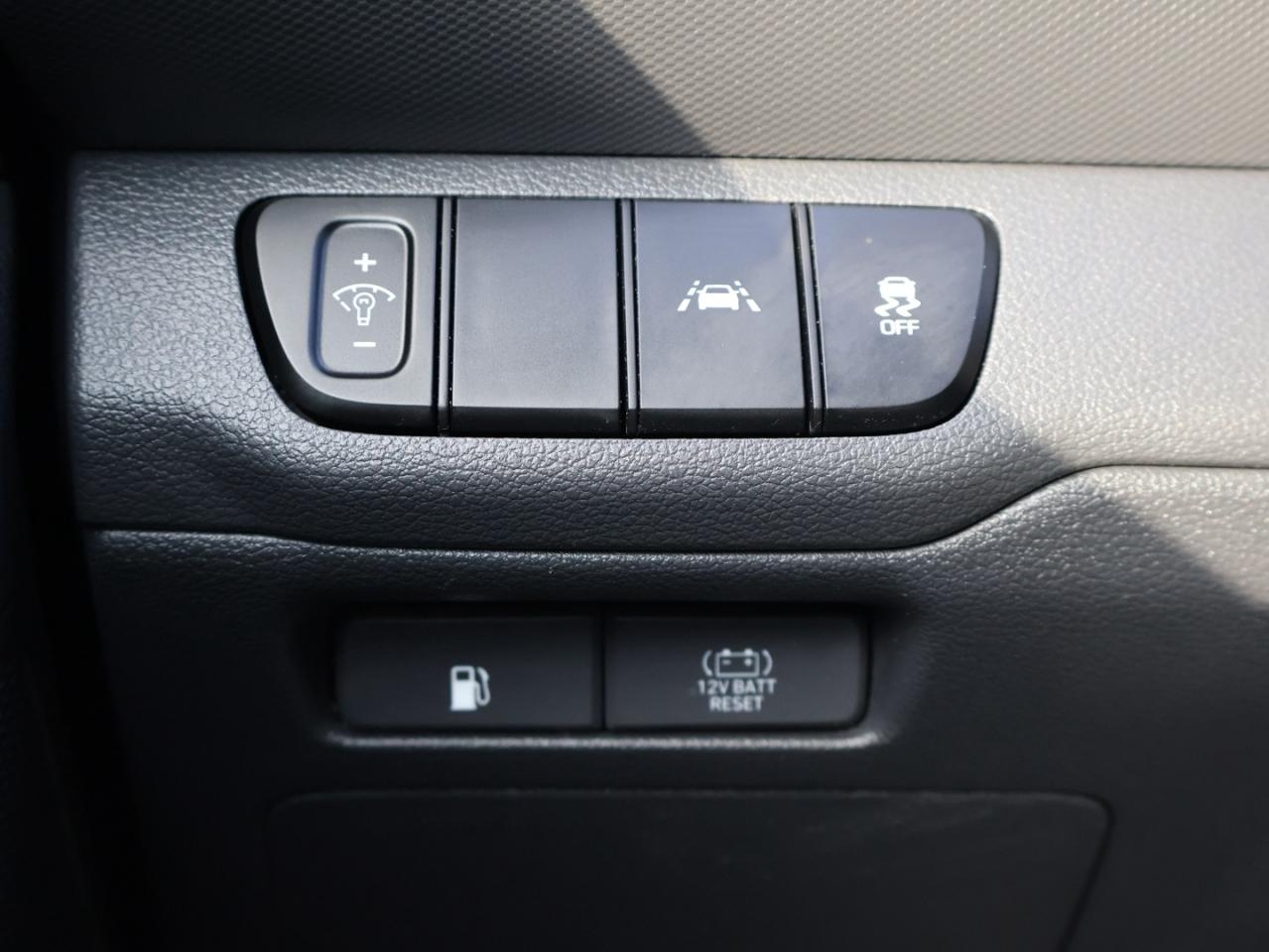 2020 Hyundai Ioniq Hybrid ESSENTIAL CERTIFIED CAMERA BLUETOOTH HEATED SEATS CRUISE ALLOYS - Photo #25