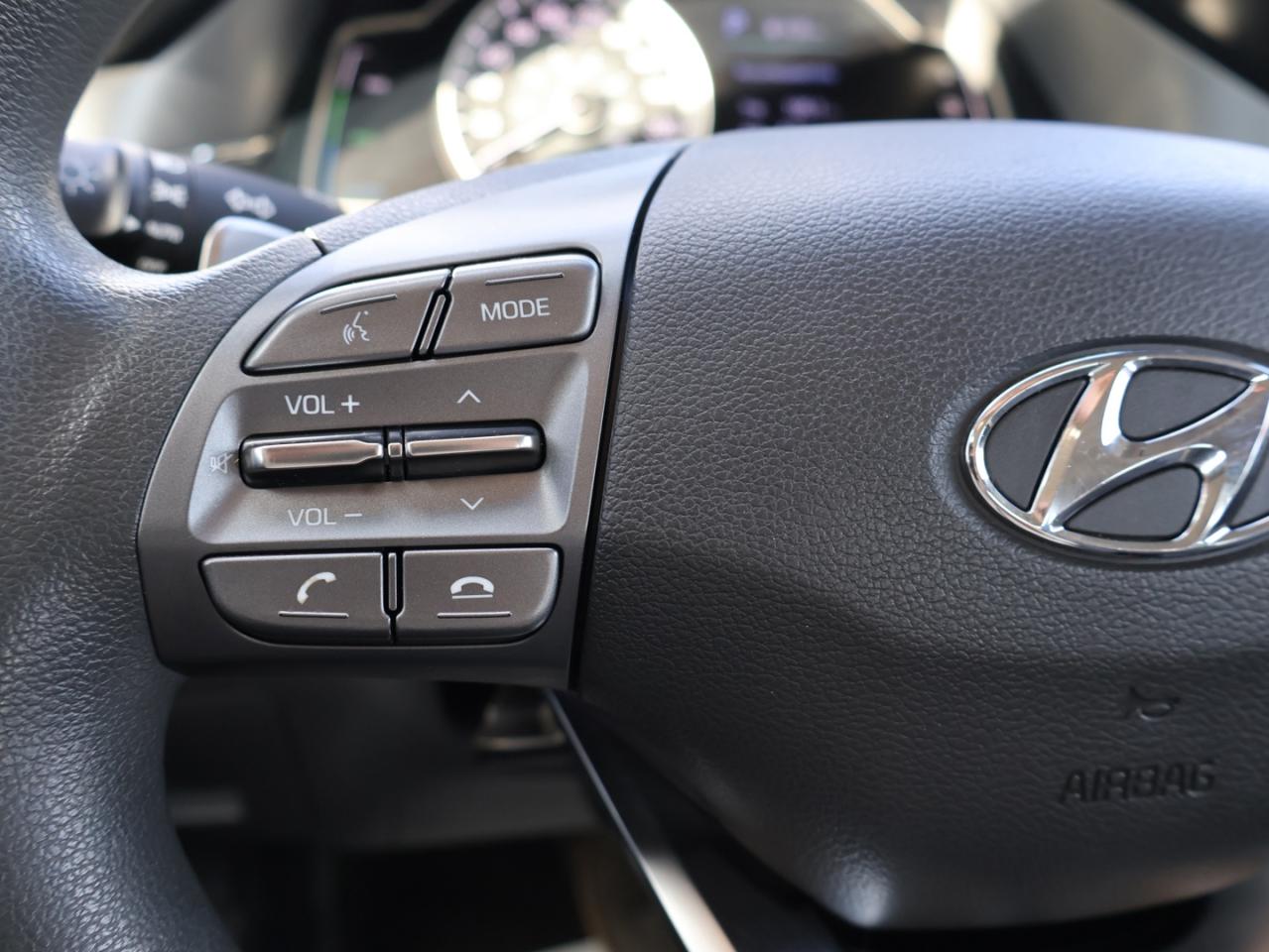 2020 Hyundai Ioniq Hybrid ESSENTIAL CERTIFIED CAMERA BLUETOOTH HEATED SEATS CRUISE ALLOYS - Photo #27